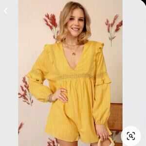 Lumiere Cotton Gold V Neck Puff Sleeve Ruffle Relaxed Fit Shorts Romper New Med